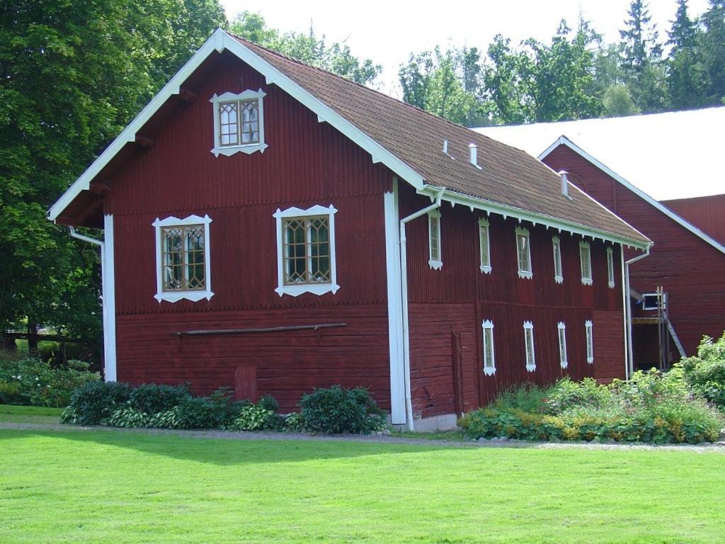 Bjoerka Storgard B&B Motala Bagian luar foto