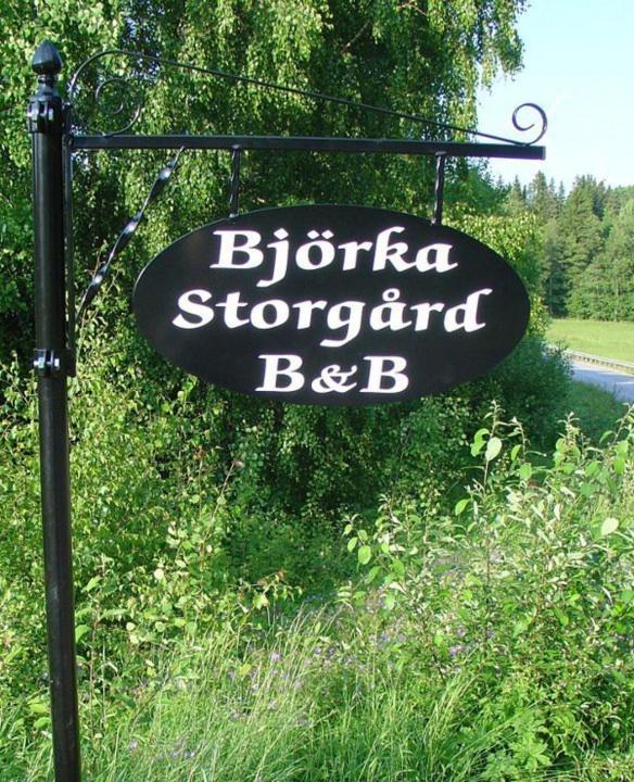 Bjoerka Storgard B&B Motala Bagian luar foto